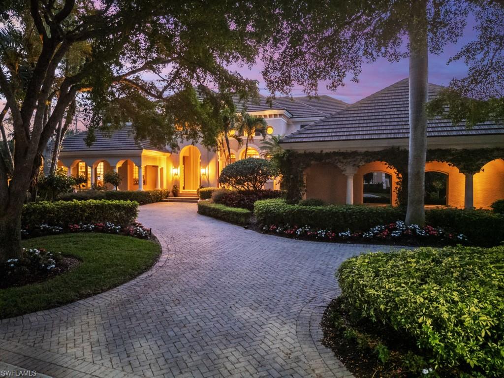 BAY WOODS - Residential