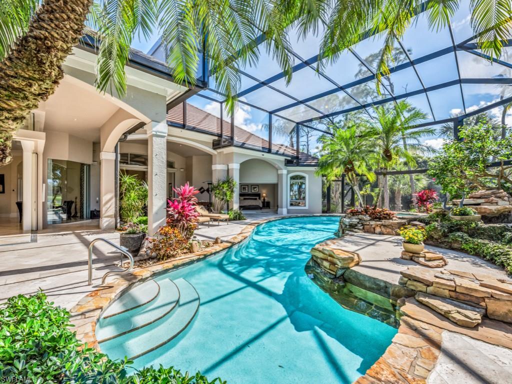 BAY WOODS - Residential