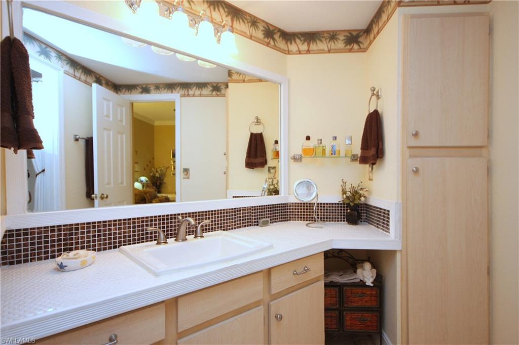 THE TIDES AT PELICAN LANDING - Residential