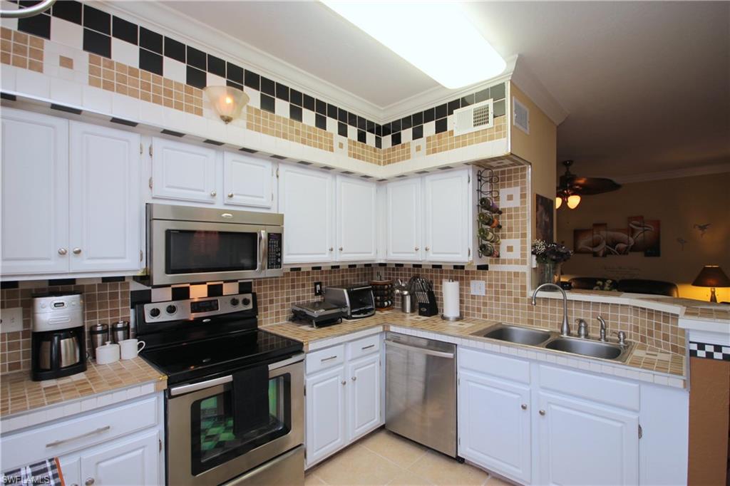 THE TIDES AT PELICAN LANDING - Residential