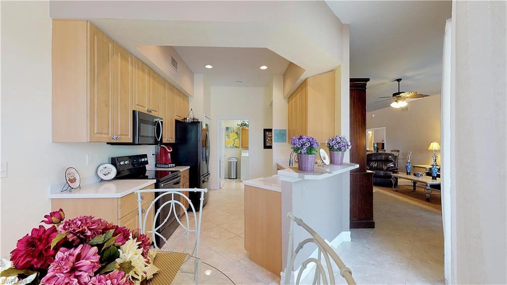 PEBBLE BEACH - Residential
