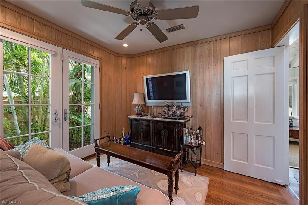 OLDE NAPLES - Residential