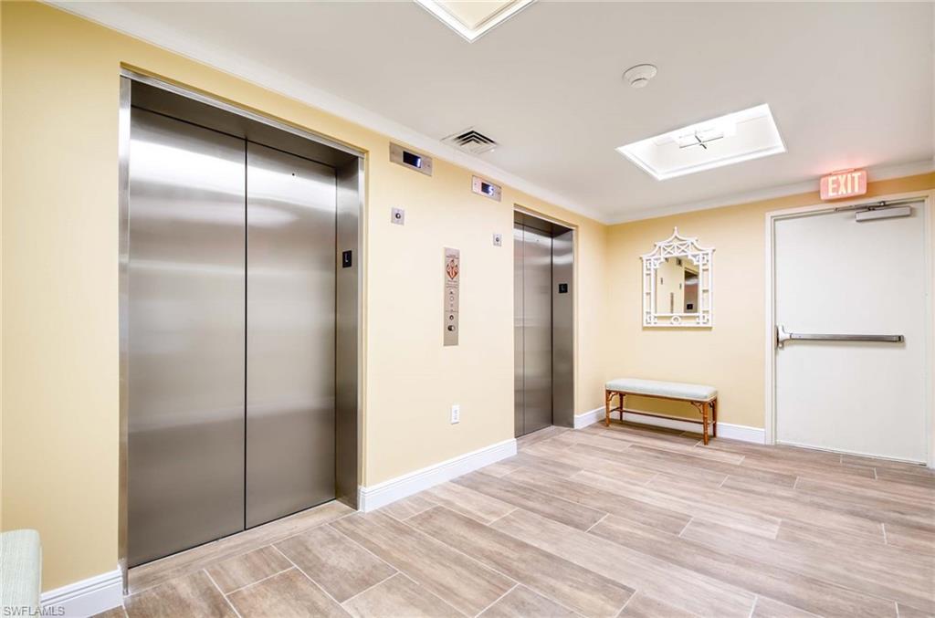 WHITEHALL - Residential