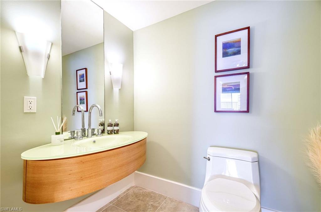 WHITEHALL - Residential