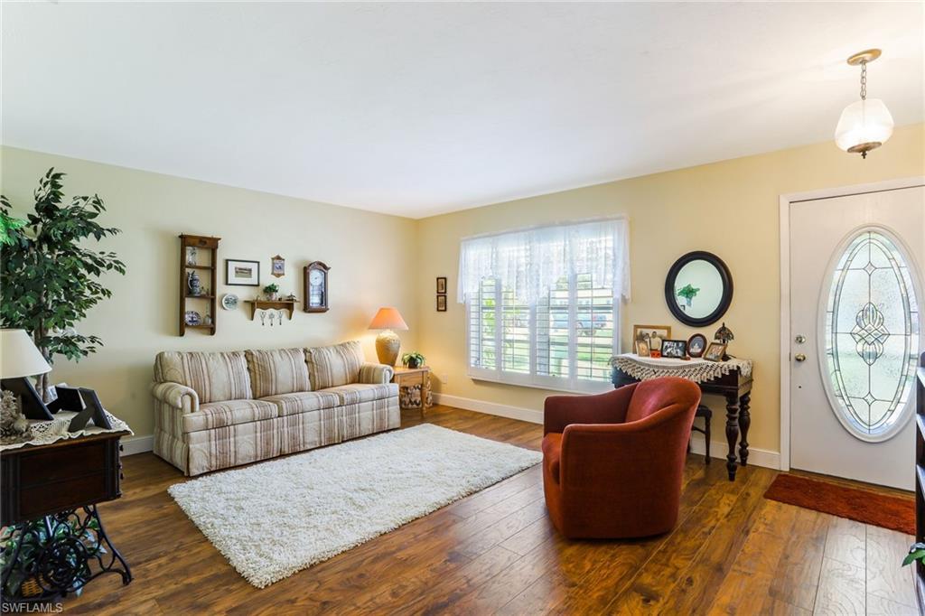NAPLES PARK - Residential