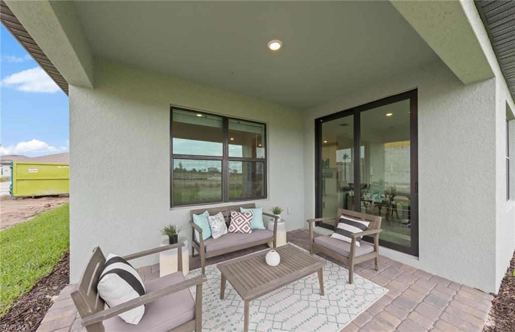 WHISPERING LAKES - Residential