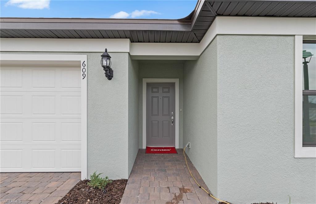 WHISPERING LAKES - Residential