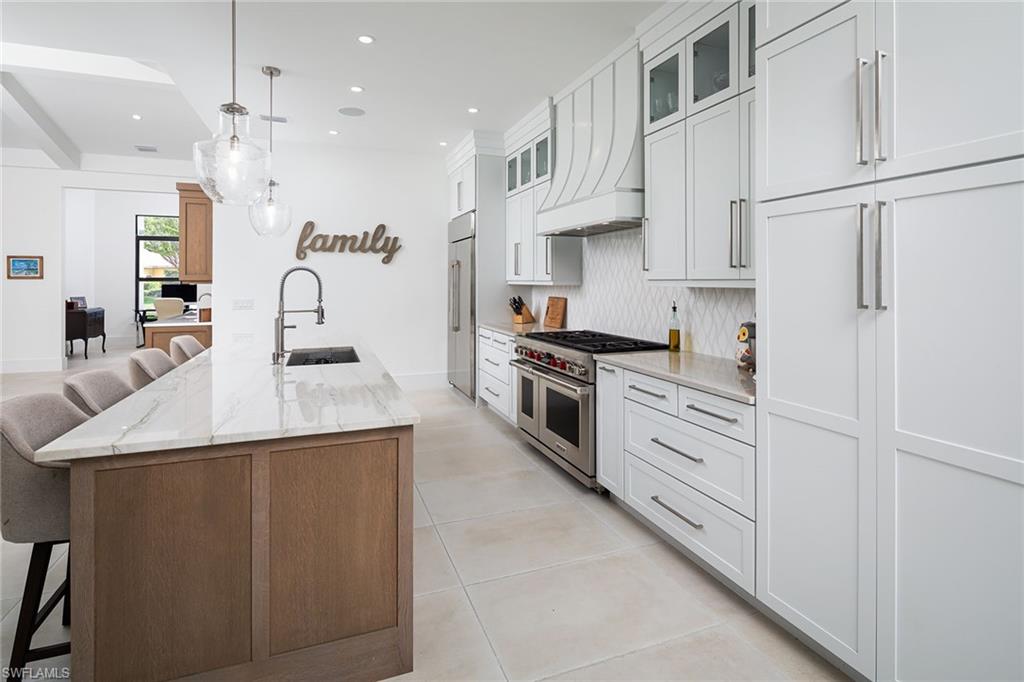 MONTEREY - Residential