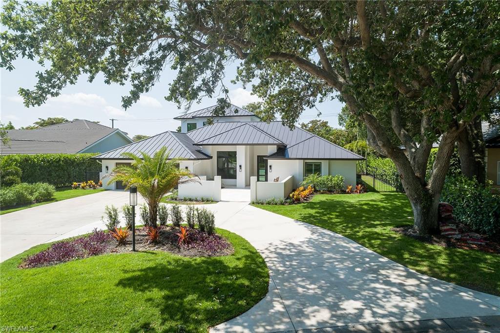 MONTEREY - Residential