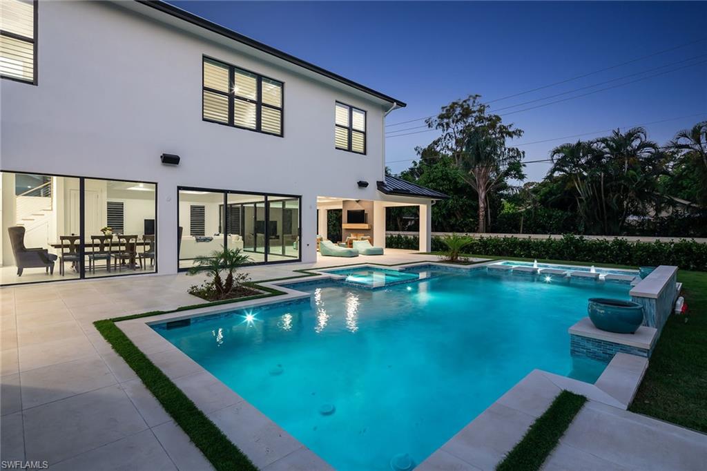 MONTEREY - Residential