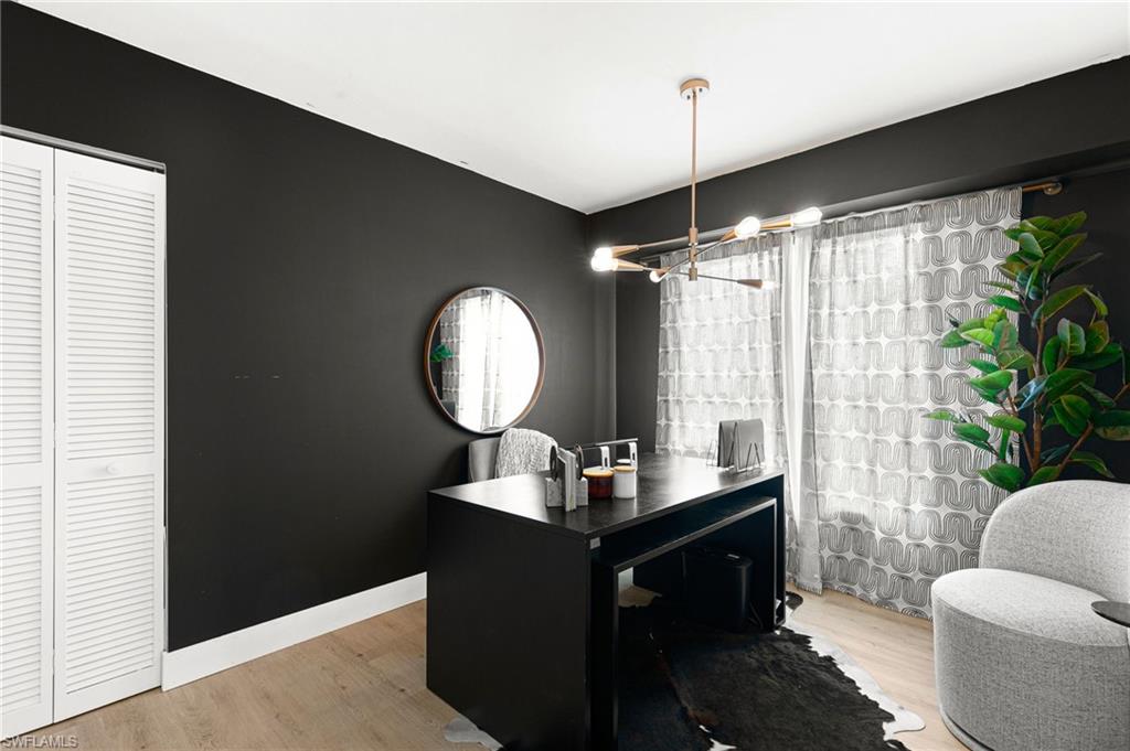 PIPERS POINTE - Residential