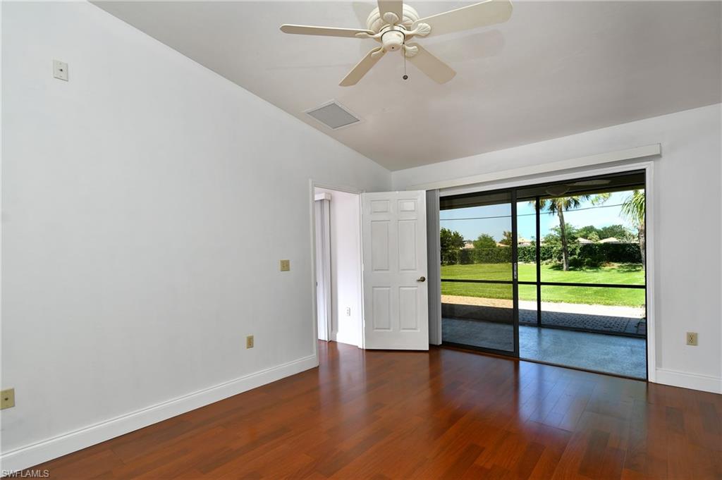 LONGSHORE LAKE - Residential