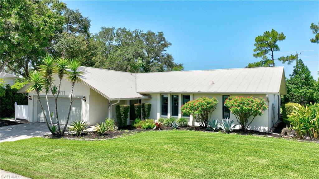 LONGSHORE LAKE - Residential