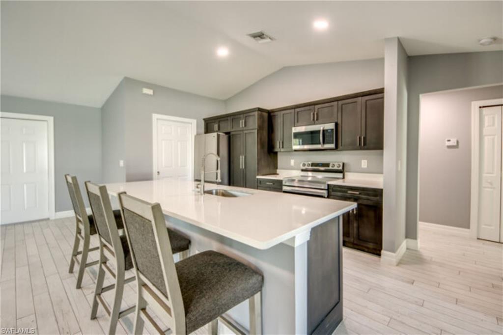 TAHITIAN SHORES - Residential Lease