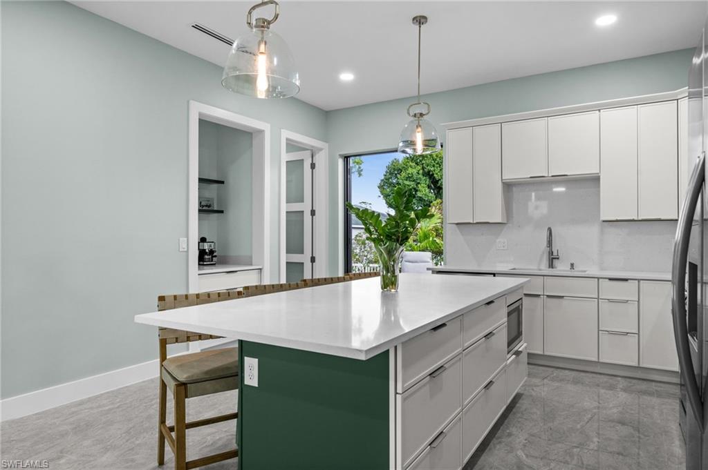 BAYSHORE ESTATES SUBDIVISION - Residential