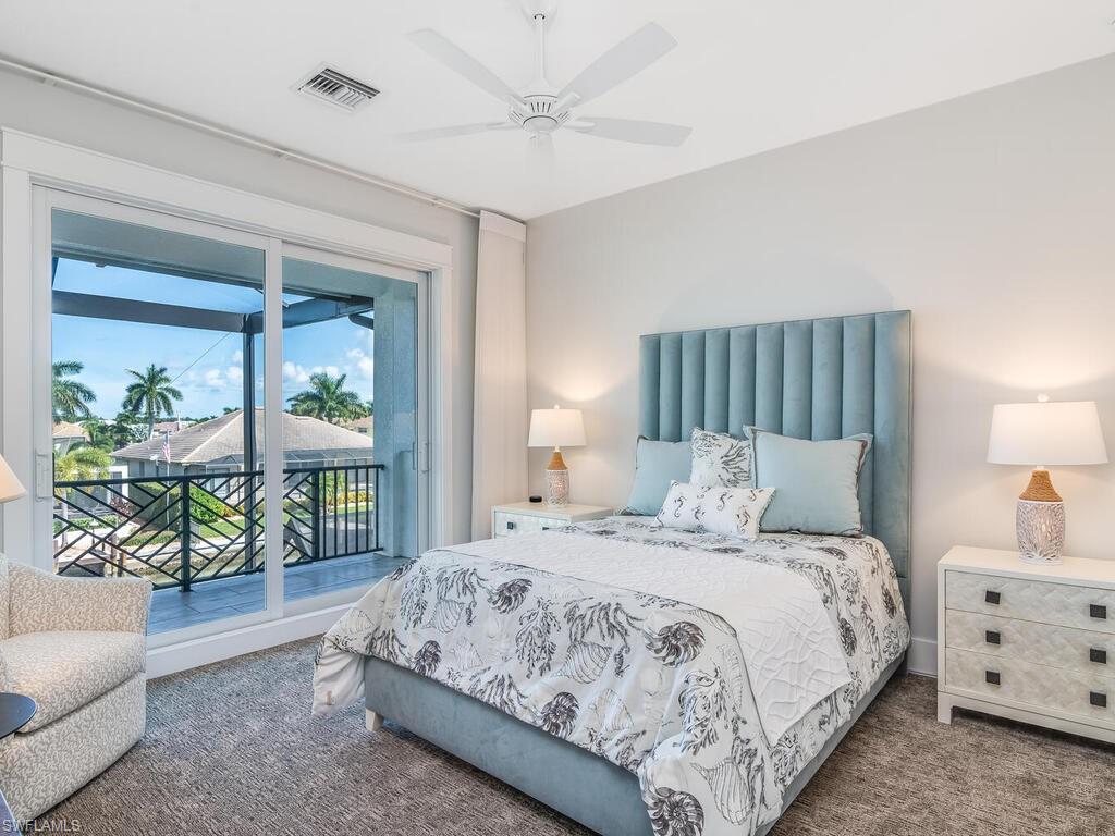 MARCO BEACH - Residential