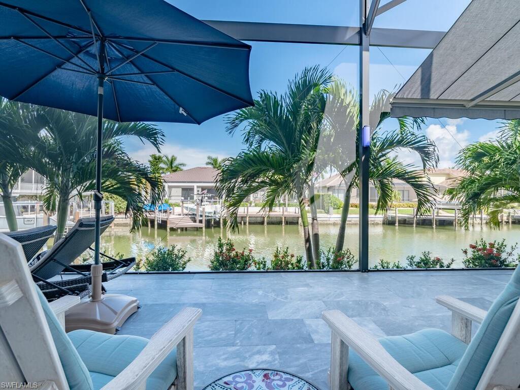 MARCO BEACH - Residential