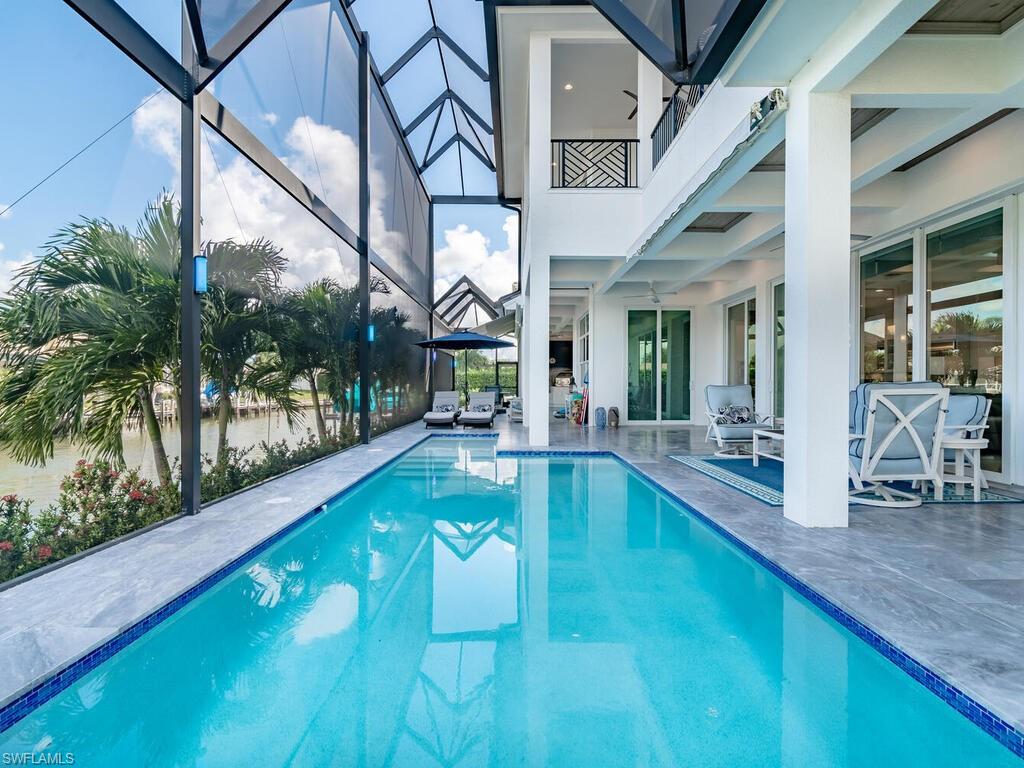MARCO BEACH - Residential