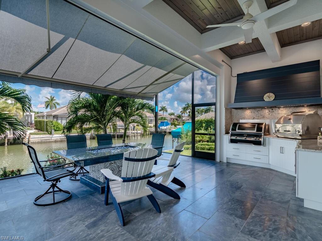 MARCO BEACH - Residential