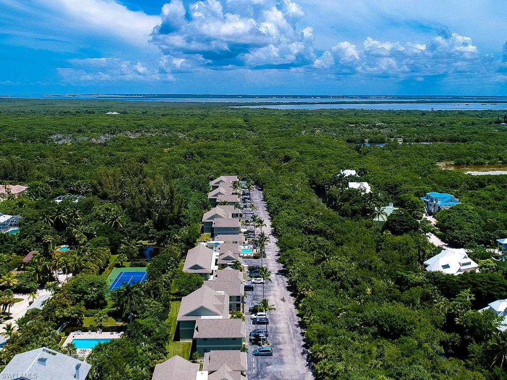 Two Bedroom, 2 Bath charming Unit in Seashell’s of Sanibel Complex. Enjoy the open floor plan and lovely coastal décor, natural light, screed porch and assigned parking. Seashell’s owners enjoy private deeded beach access, pool, tennis court, outdoor gas grills and an on-site rental office. Seashells 44
 is a highly desirable and affordable Sanibel paradise, so make this condo your new address!