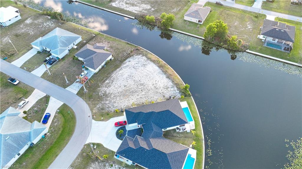 CAPE CORAL - Land