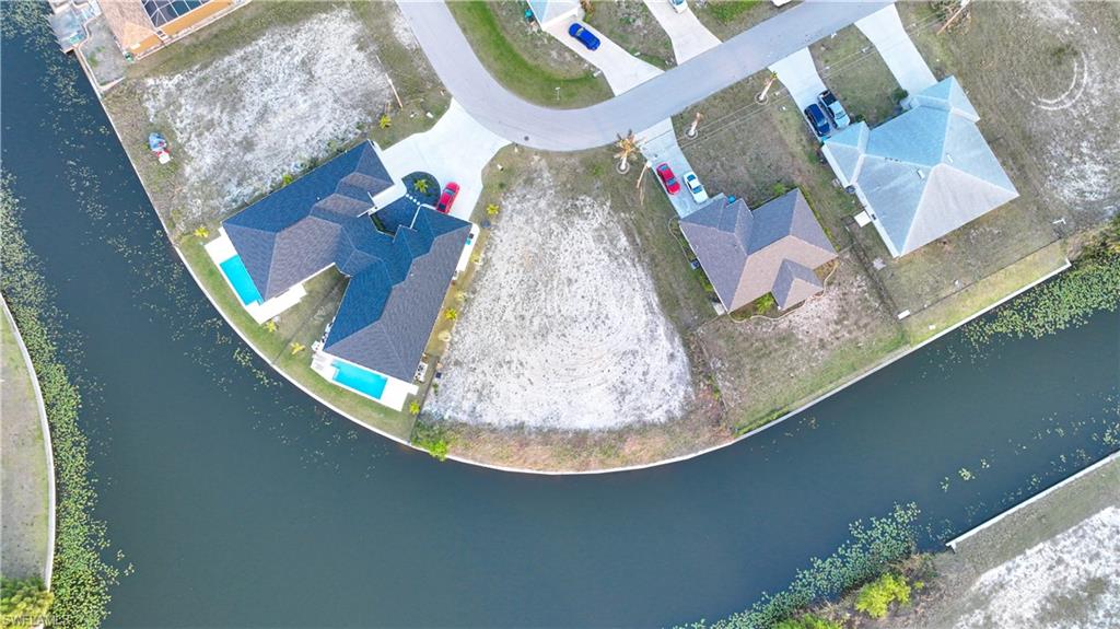 CAPE CORAL - Land