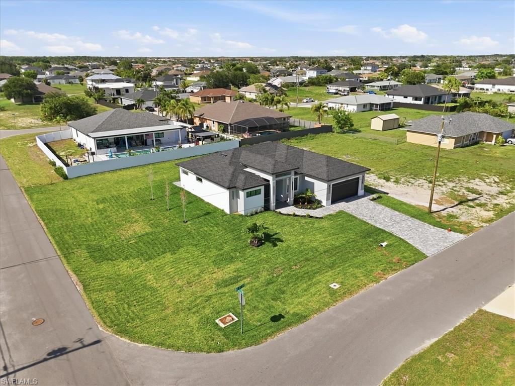 CAPE CORAL - Residential