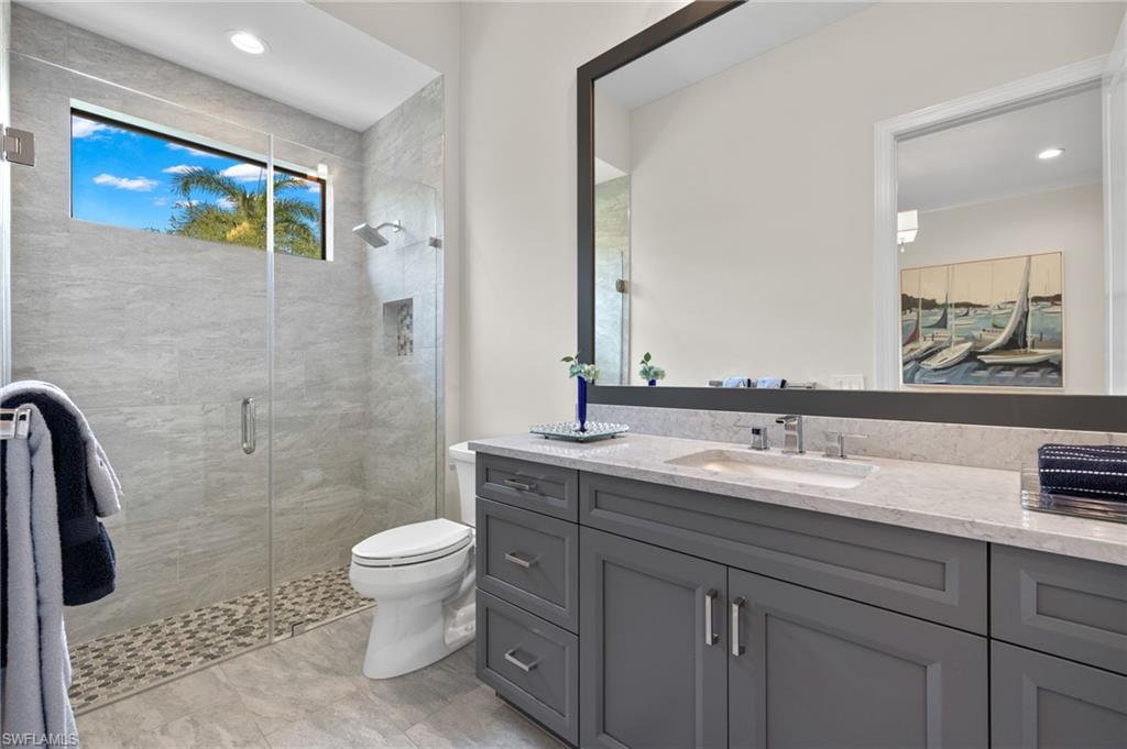 TWIN EAGLES - Residential