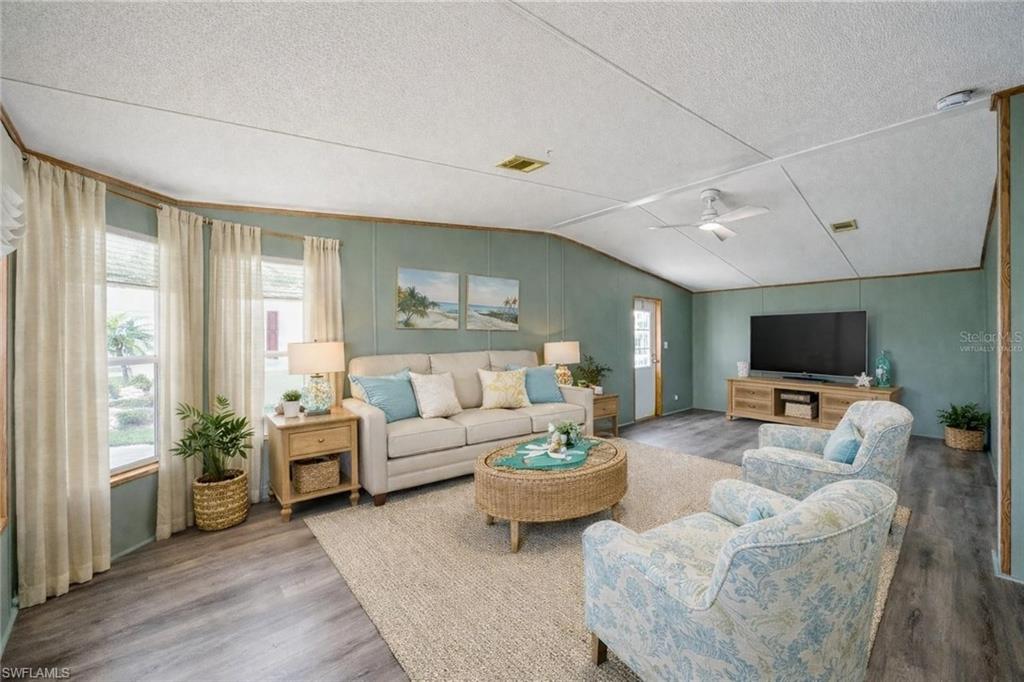 PORT CHARLOTTE - Residential