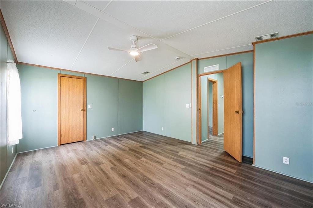 PORT CHARLOTTE - Residential