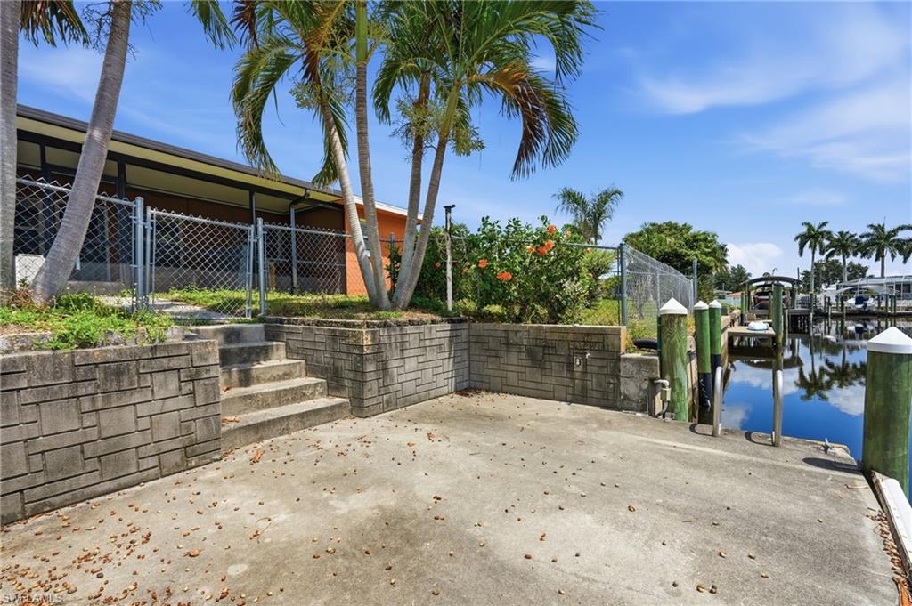 NORTH FORT MYERS - Residential