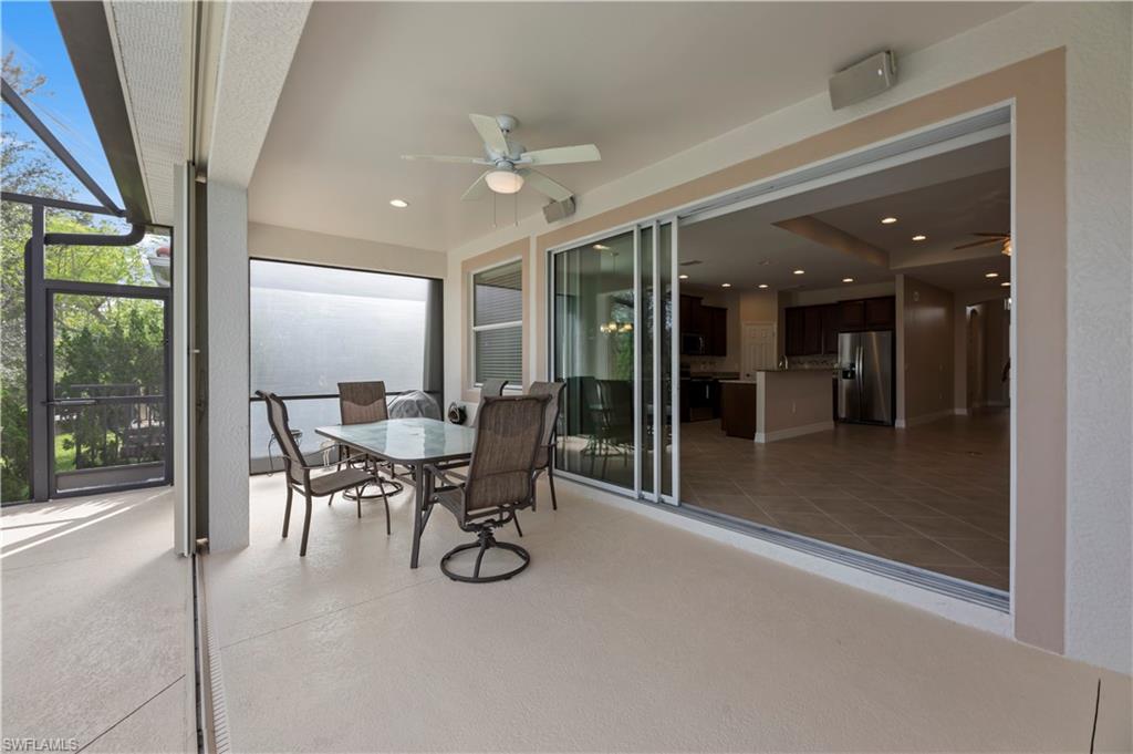 BANYAN BAY - Residential