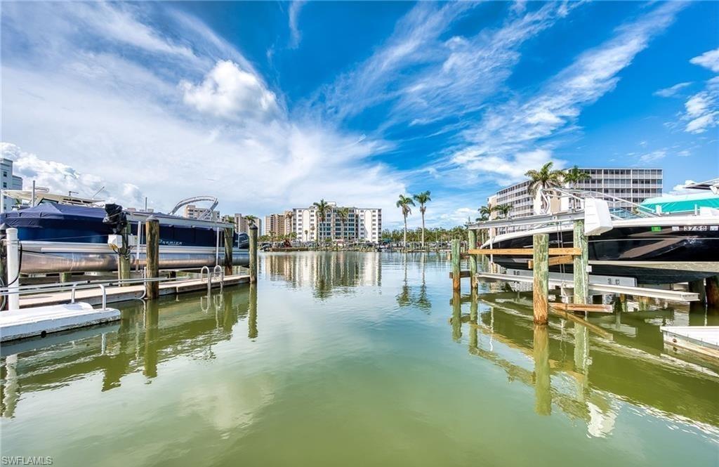 VANDERBILT TOWERS - Residential Lease