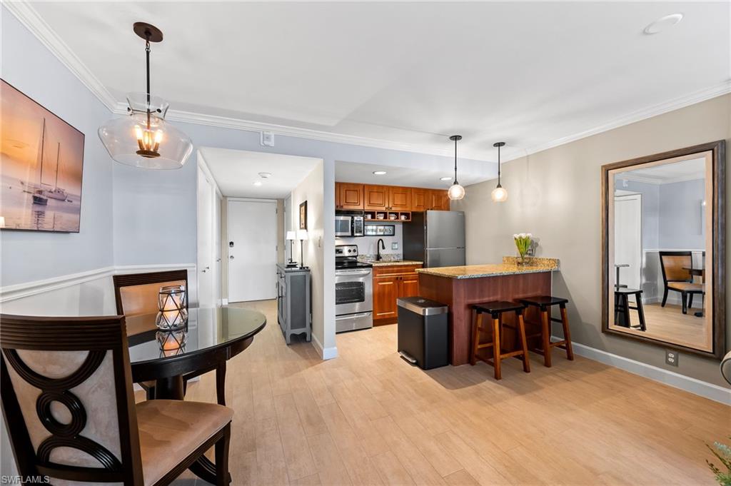 VANDERBILT TOWERS - Residential Lease
