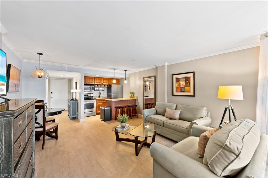 VANDERBILT TOWERS - Residential Lease
