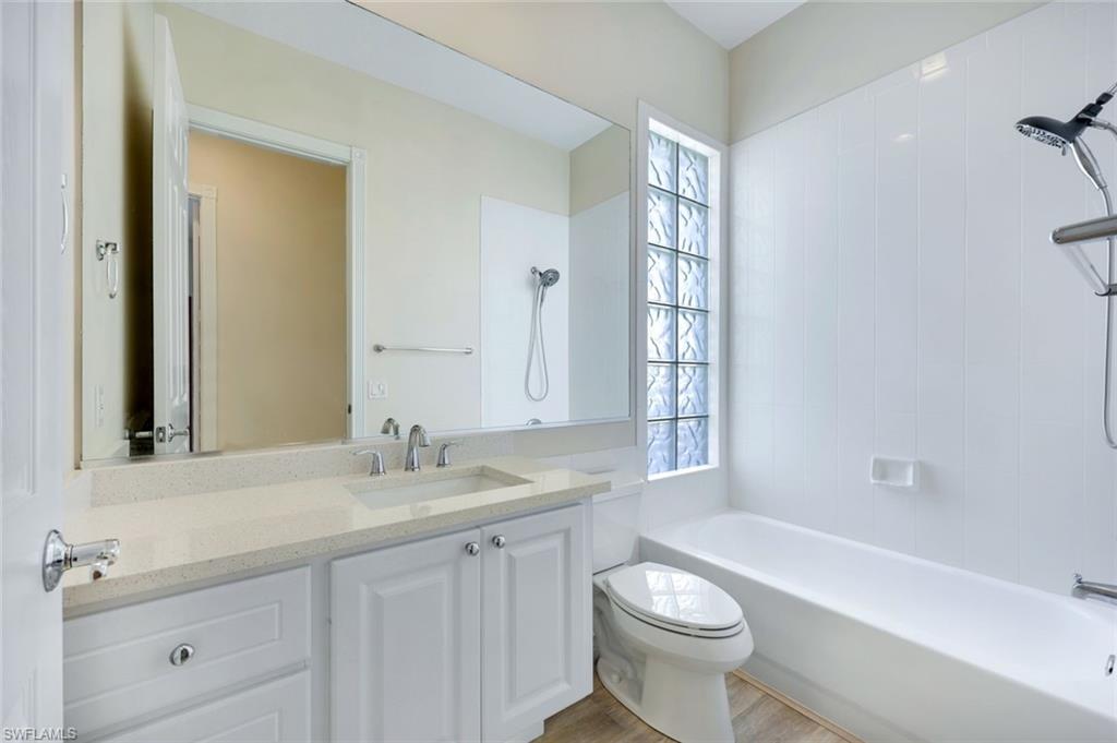 ISLAND WALK - Residential Lease