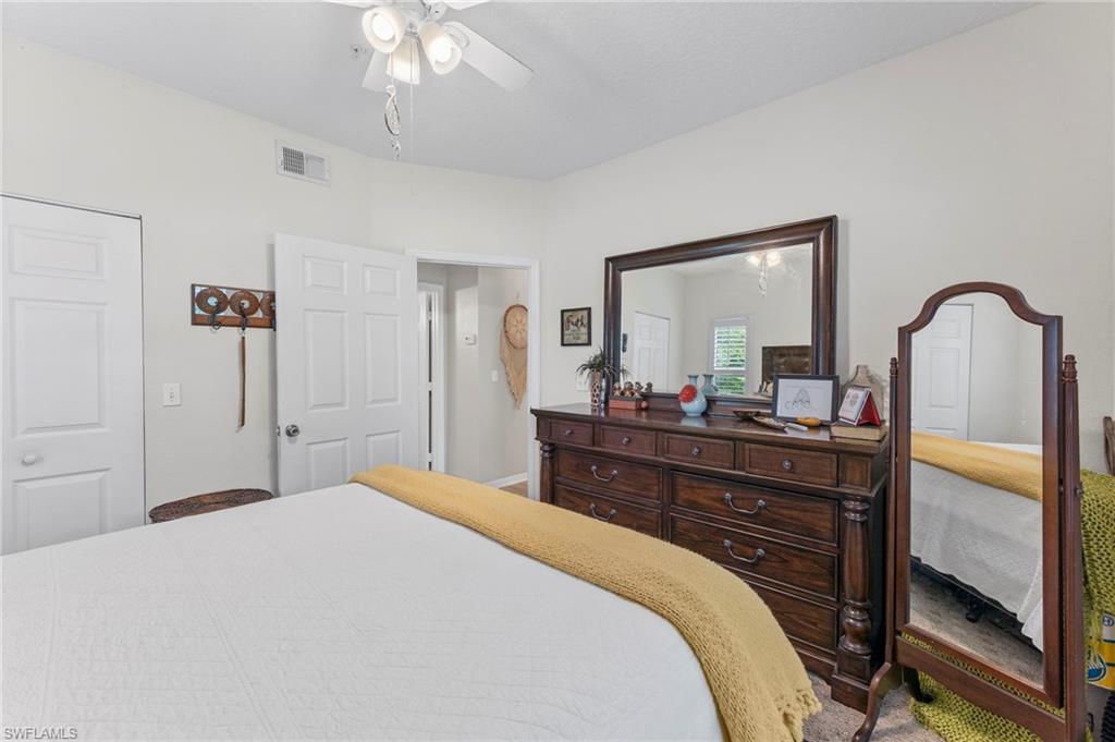 ROYAL GREENS - Residential