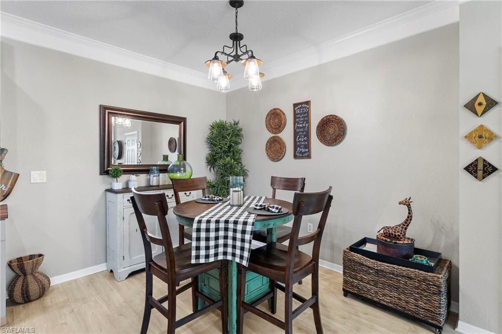 ROYAL GREENS - Residential