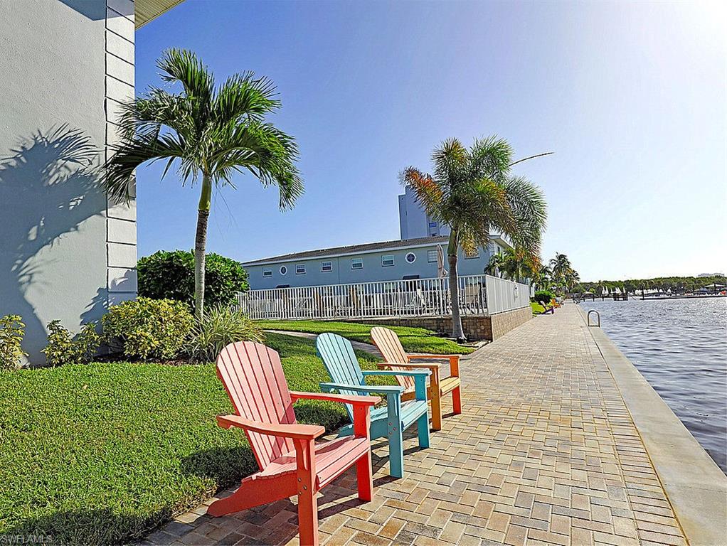 PALMS AT WATERS EDGE - Residential Lease