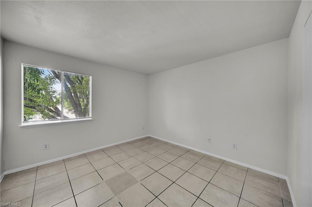 VILLAGE CREEK - Residential Lease