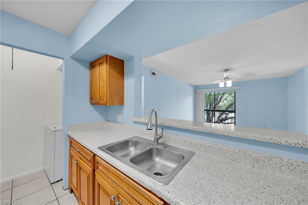 VILLAGE CREEK - Residential Lease