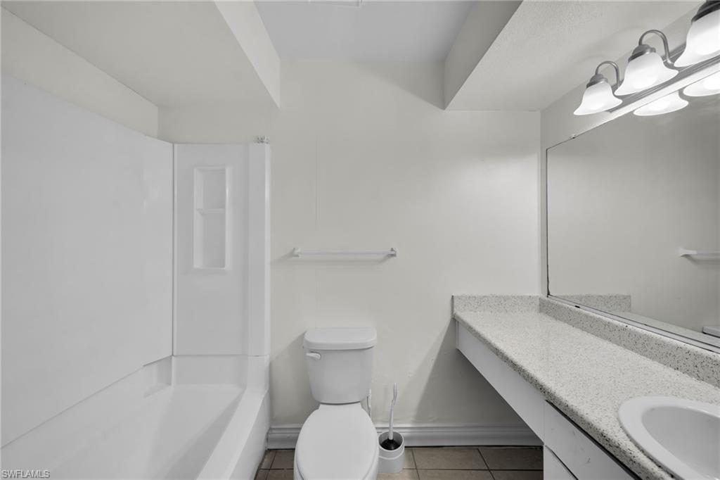 VILLAGE CREEK - Residential Lease