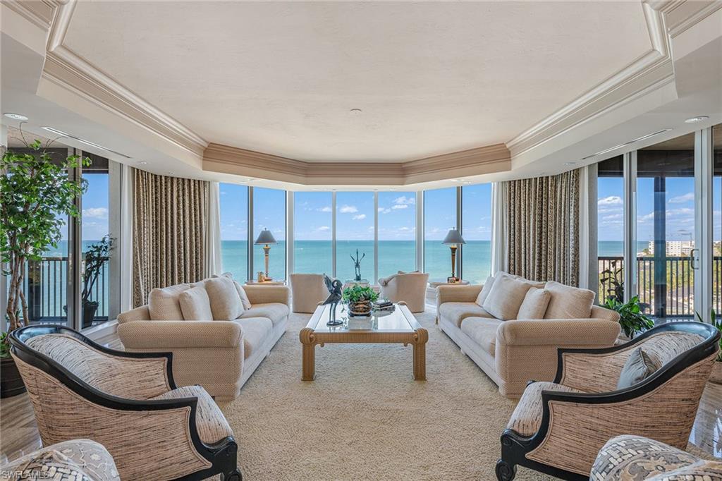 WINDSOR AT BAY COLONY - Residential