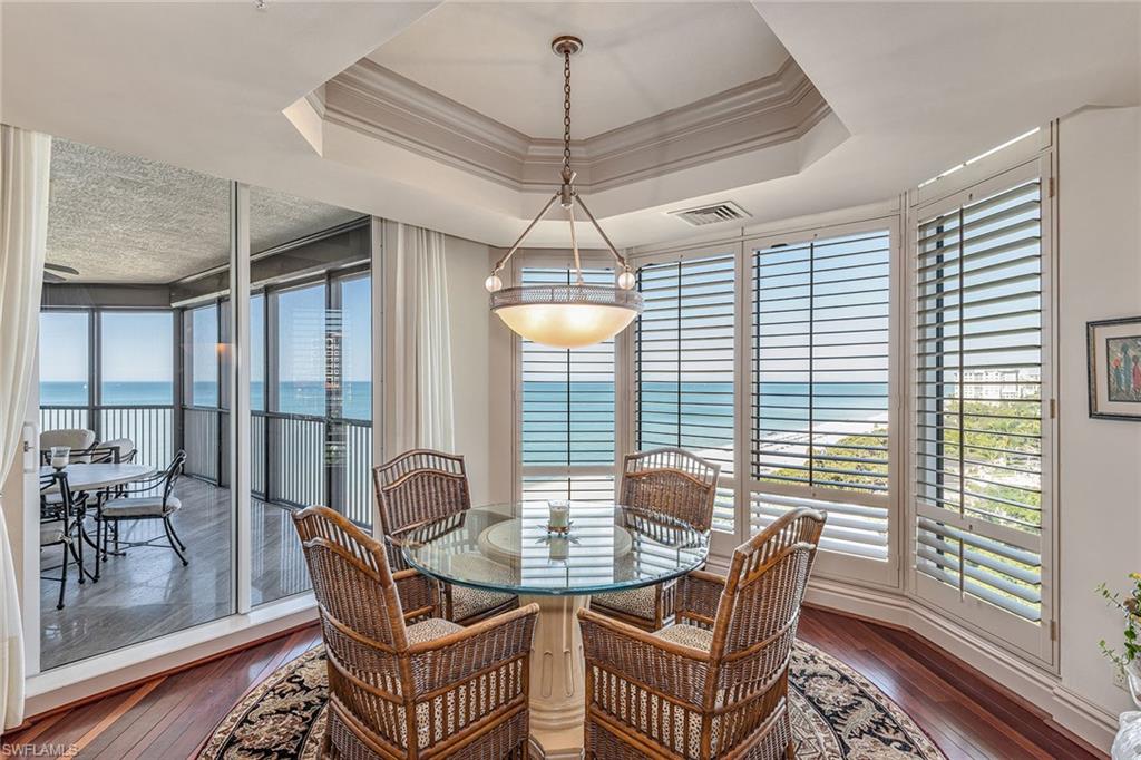 WINDSOR AT BAY COLONY - Residential