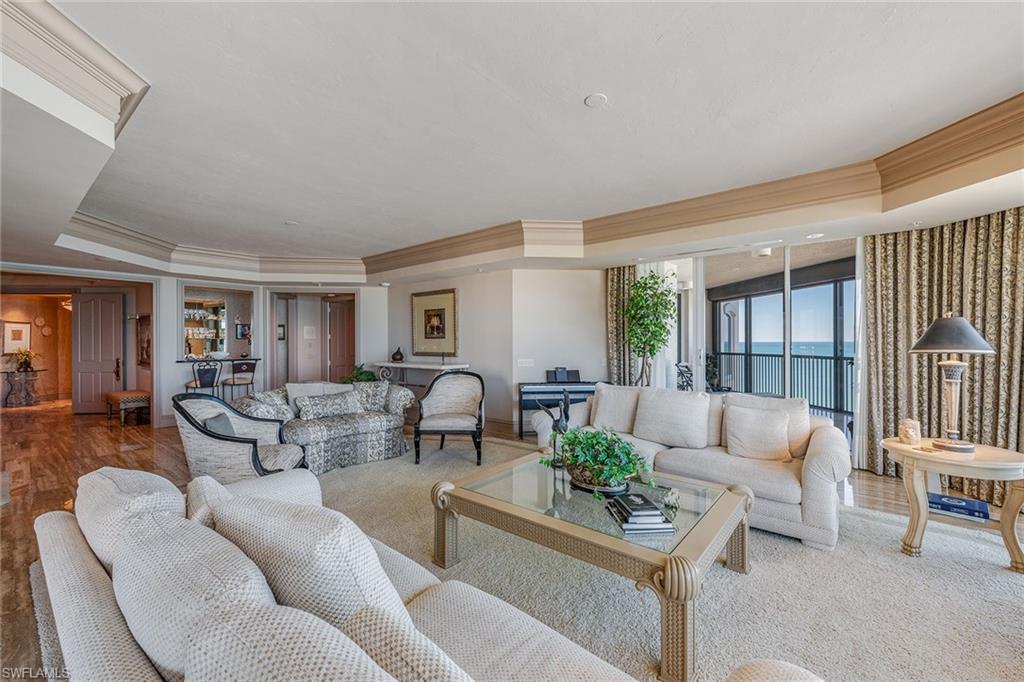 WINDSOR AT BAY COLONY - Residential