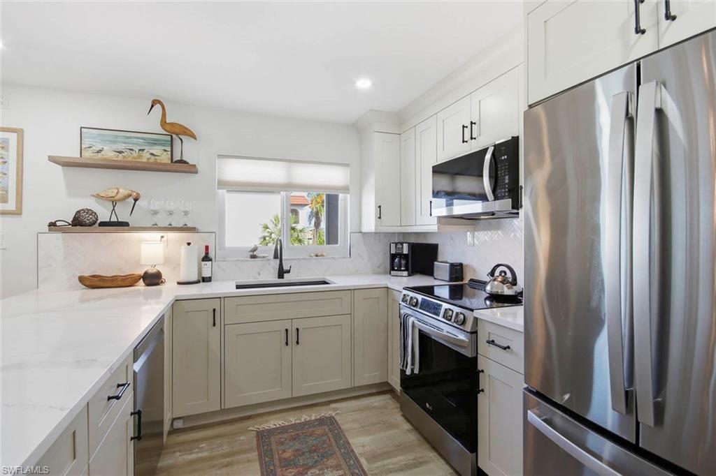 ISLAND BEACH CLUB CONDO - Residential