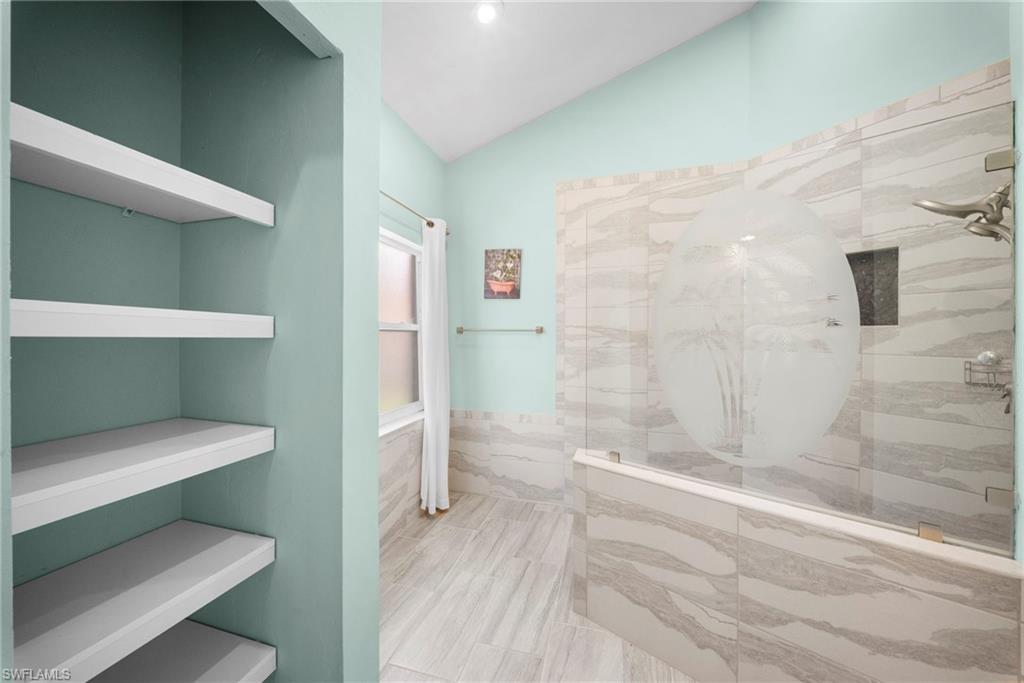 SABAL LAKE - Residential Lease