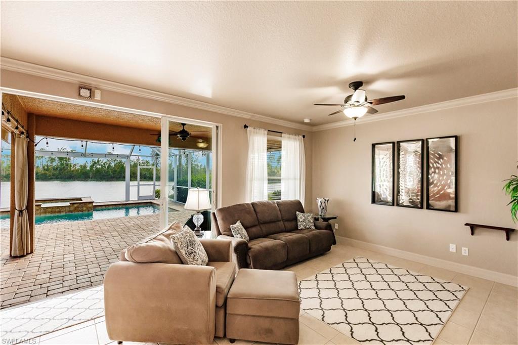 BELLA VIDA - Residential Lease