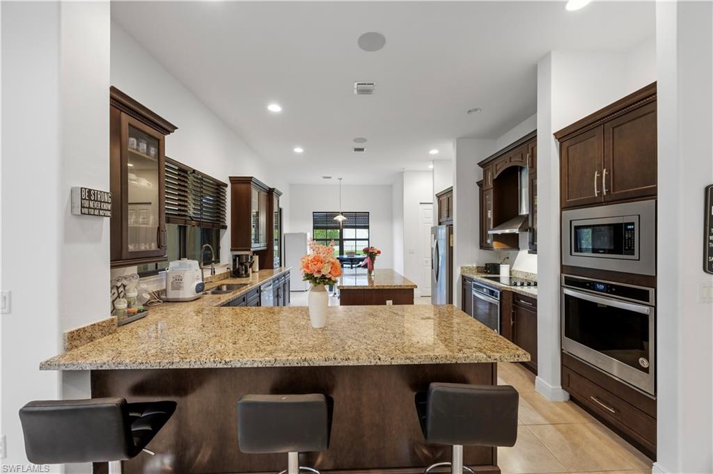 MAPLE RIDGE - Residential