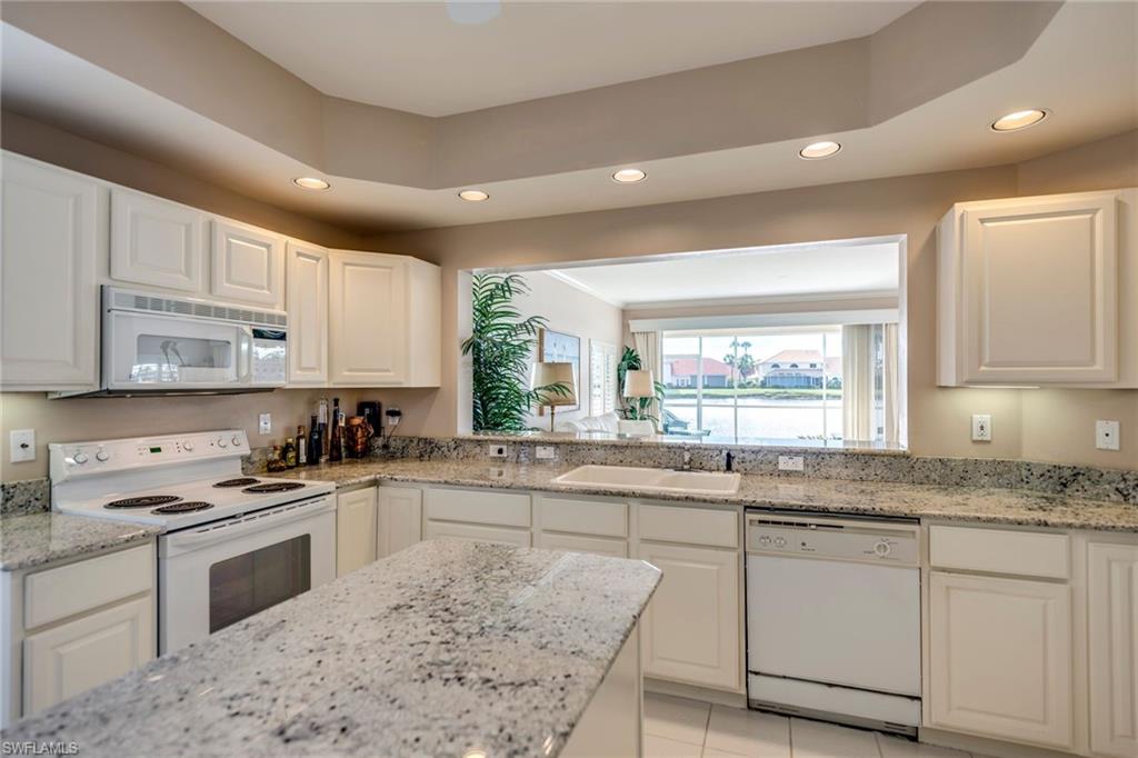SPINNAKER POINTE - Residential